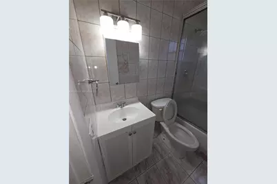 8886 SW 3rd St #204, Pembroke Pines, FL 33025 - Photo 9