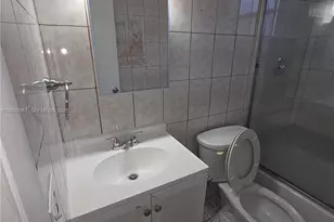 8886 SW 3rd St, Pembroke Pines, FL 33025 - Photo 9