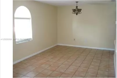 8851 NW 119th St #6201, Hialeah Gardens, FL 33018 - Photo 3
