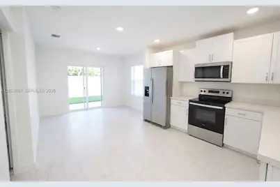 542 NE 6th Pl, Florida City, FL 33034 - Photo 9