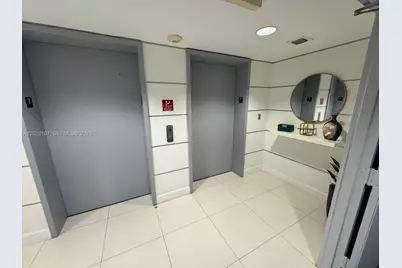 1723 SW 2nd Ave #704, Miami, FL 33129 - Photo 15
