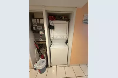 6780 W 2nd Ct #313, Hialeah, FL 33012 - Photo 9