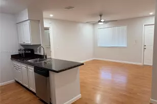 716 NW 103rd Terrace, Pembroke Pines, FL 33026 - Photo 11