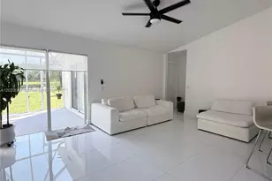 4449 Blossom Ln, Weston, FL 33331 - Photo 13