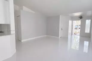 4449 Blossom Ln, Weston, FL 33331 - Photo 11