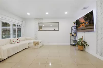 6641 Freedom St, Hollywood, FL 33024 - Photo 5