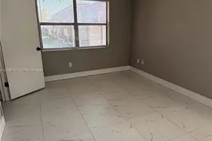20825 NE 8th Ct, Miami, FL 33179 - Photo 21