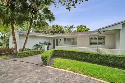 13820 SW 73rd Ave, Palmetto Bay, FL 33158 - Photo 3