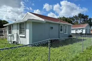 2103 NW 57th St, Miami, FL 33142 - Photo 3