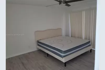 330 SE 2nd St #203H, Hallandale Beach, FL 33009 - Photo 5