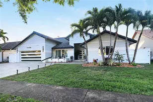 16183 NW 15th St, Pembroke Pines, FL 33028 - Photo 1