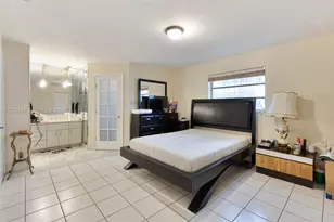 320 NW 61st Ave, Miami, FL 33126 - Photo 13