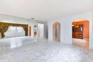 320 NW 61st Ave, Miami, FL 33126 - Photo 3