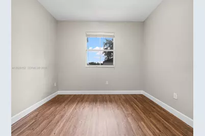 1049 NE 42nd Pl, Homestead, FL 33033 - Photo 17