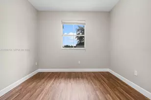 1049 NE 42nd Pl, Homestead, FL 33033 - Photo 17