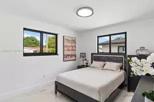2340 NE 194th St, Miami, FL 33180 - Photo 21