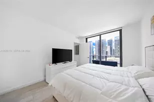 55 SW 9th St, Miami, FL 33130 - Photo 19