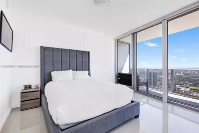 488 NE 18th St #5001, Miami, FL 33132 - Photo 15