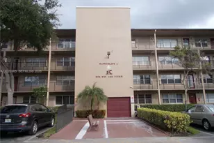 801 SW 133rd Terrace, Pembroke Pines, FL 33027 - Photo 1