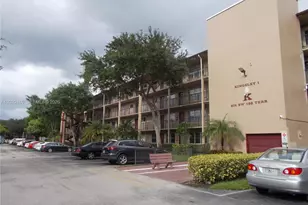 801 SW 133rd Terrace, Pembroke Pines, FL 33027 - Photo 3