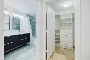 1050 Brickell Ave, Miami, FL 33131 - Photo 17