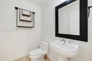 1050 Brickell Ave, Miami, FL 33131 - Photo 31