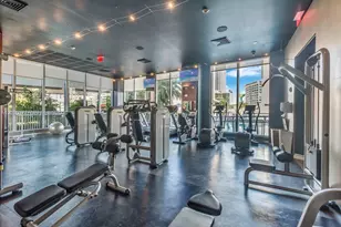 2602 E Hallandale Beach Blvd, Hallandale Beach, FL 33009 - Photo 23