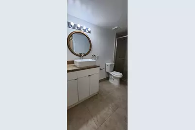 8333 Lake Dr #104, Doral, FL 33166 - Photo 7