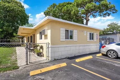 1124 NW 2nd St #2, Fort Lauderdale, FL 33311 - Photo 1