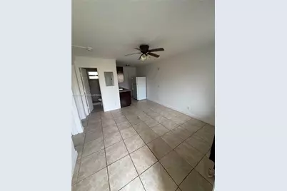 1124 NW 2nd St #2, Fort Lauderdale, FL 33311 - Photo 3