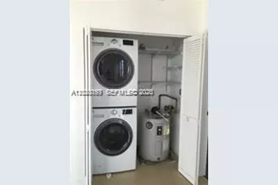 90 SW 3rd St #3204, Miami, FL 33130 - Photo 13