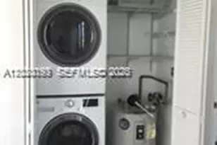 90 SW 3rd St, Miami, FL 33130 - Photo 13