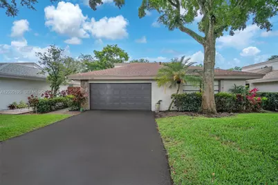 136 Greens Rd, Hollywood, FL 33021 - Photo 3