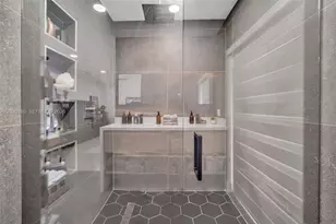 136 Greens Rd, Hollywood, FL 33021 - Photo 17