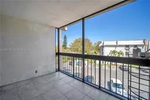 8437 Forest Hills Dr, Coral Springs, FL 33065 - Photo 17