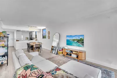 8437 Forest Hills Dr #304, Coral Springs, FL 33065 - Photo 11