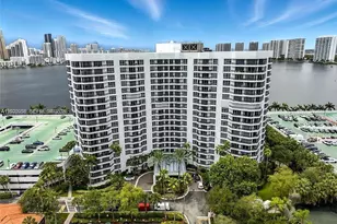 3600 Mystic Pointe Dr, Aventura, FL 33180 - Photo 13