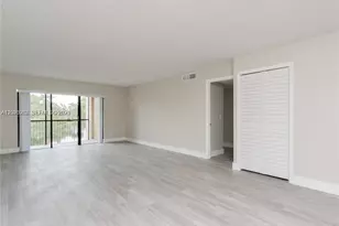 436 Lakeview Dr, Weston, FL 33326 - Photo 9