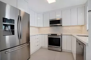 8233 Harding Ave, Miami Beach, FL 33141 - Photo 9