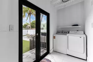 2171 NW 49th St, Miami, FL 33142 - Photo 13
