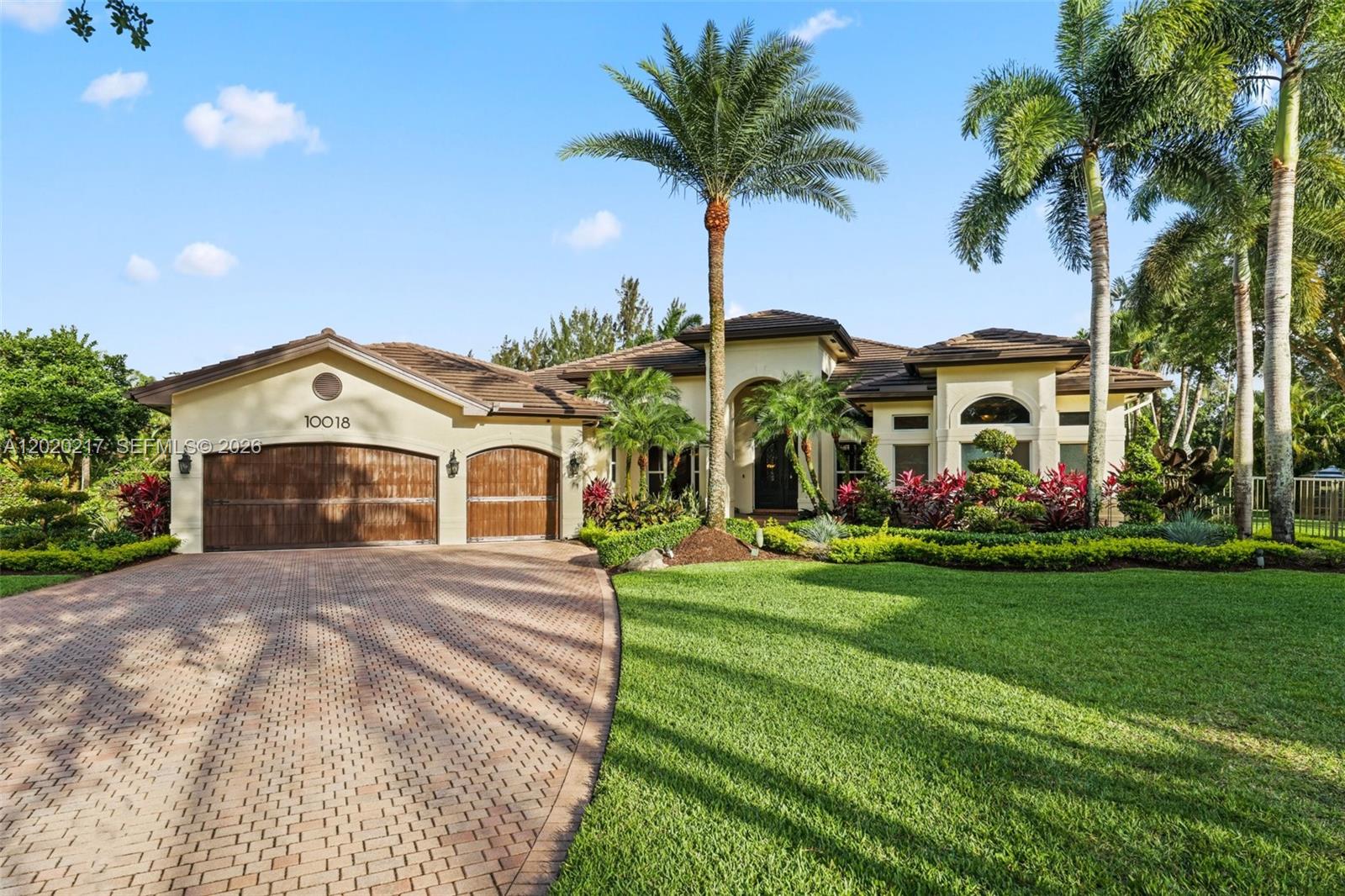 10018 Laurel Rd - 10018 Laurel Rd, Davie, FL 33328 Luxury Property | Jose Angel Pina
