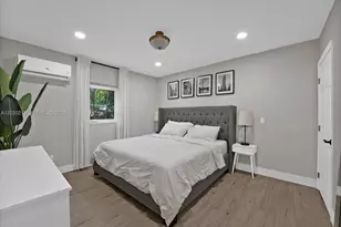 725 NW 24th Ct, Miami, FL 33125 - Photo 25