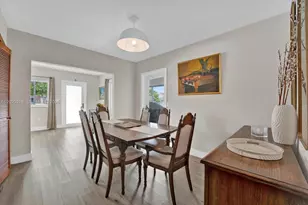 725 NW 24th Ct, Miami, FL 33125 - Photo 13