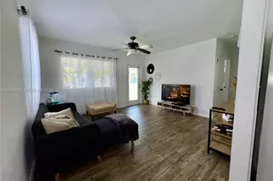 2726 Taylor St, Hollywood, FL 33020 - Photo 11