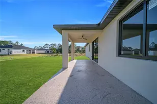 2813 40th St W, Lehigh Acres, FL 33971 - Photo 5