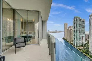 300 Biscayne Blvd Way, Miami, FL 33131 - Photo 9