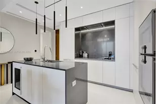 300 Biscayne Blvd Way, Miami, FL 33131 - Photo 21