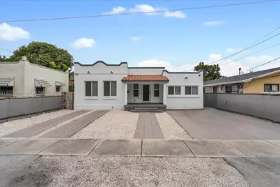 1733 NW 16th St #3, Miami, FL 33125 - Photo 1