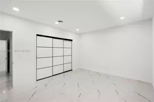 112 E 1st Ct, Miami Beach, FL 33139 - Photo 61