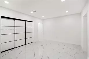 112 E 1st Ct, Miami Beach, FL 33139 - Photo 59